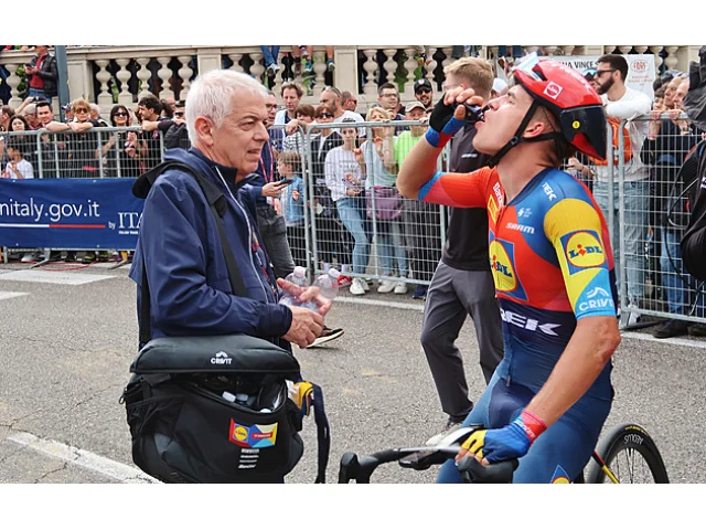 Vacek opět v úniku: Byl to plán. Až mě překvapilo, jak jsem přejel Mortirolo