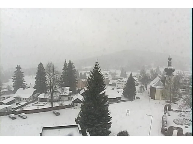 POČASÍ: Na začátku týdne přijde chladno a sníh, v závěru se oteplí