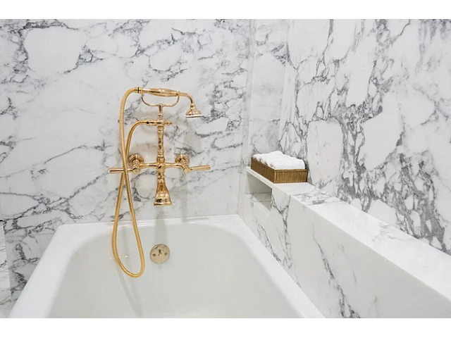 Trump změnil Lincolnovu koupelnu v Bílém domě, art deco nahradily mramor a zlato