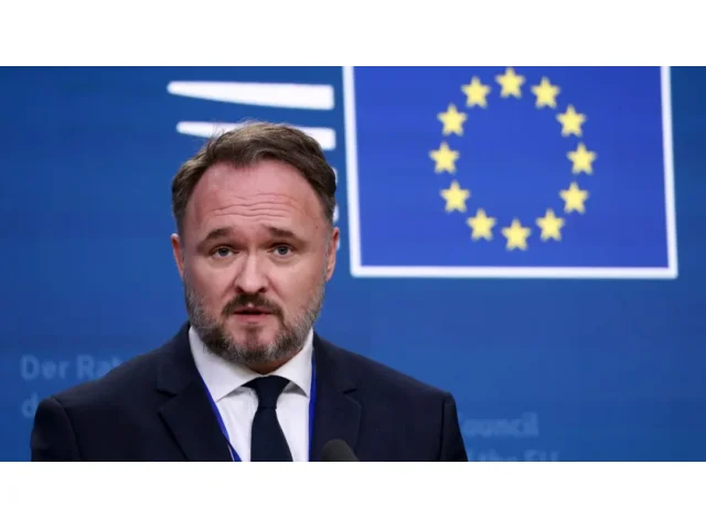 Nenecháme se vydírat. EU se už nesmí vrátit k ruským energiím, zdůraznil eurokomisař Jörgensen