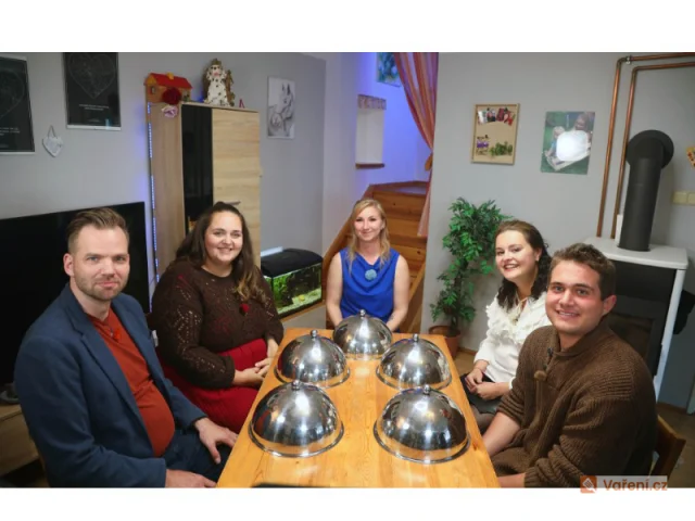 Prostřeno! na Vysočině: Hostitelka Simona nejí, hosté se bojí o život!