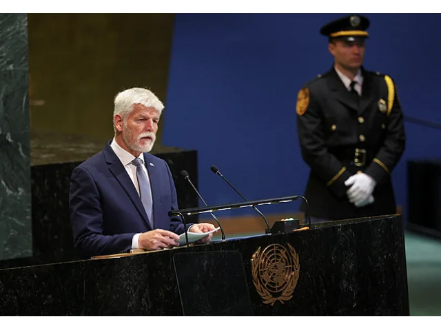 Pavel na Hradě jednal s Babišem. Dostojím zákonům o střetu zájmů, řekl mu šéf ANO