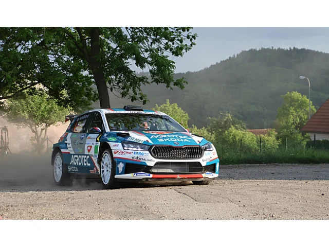 Rekordman Kopecký podeváté opanoval Rallye Český Krumlov, Cais předčil Mareše
