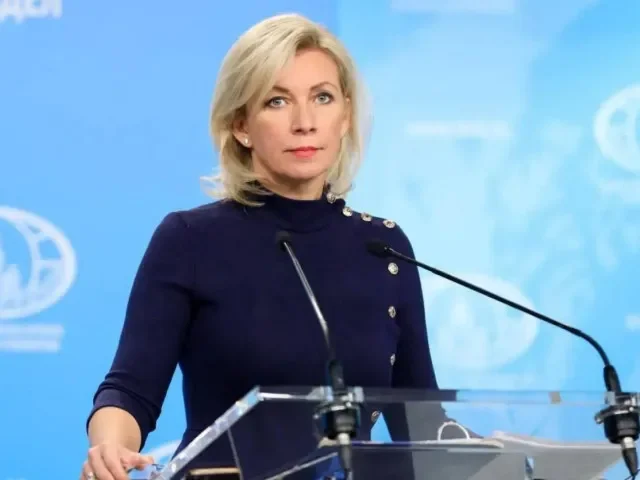 Američané „krouží“ kolem Íránu. Rusko varuje před nevratnou globální katastrofou