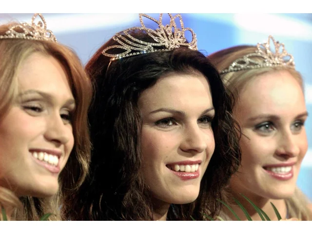 Poznáte ještě první Českou Miss Kateřinu Smejkalovou? Nepotřebovala se živit krásou, excelovala jinde