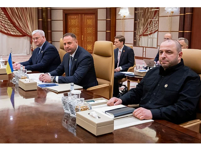 Měsíc částečného klidu zbraní uplynul, hlásí Kreml. Putin další pokyn nevydal