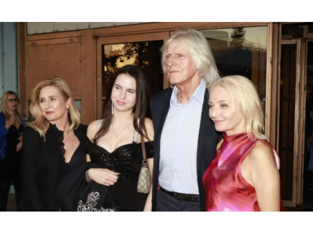 Všechny ženy scenáristy Hubače pohromadě. Žilková zaujala čestné místo v partnerově rodině