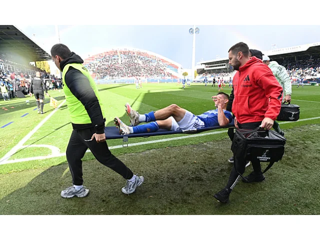 Sudí správně odvolal penaltu proti Slavii. Nechyboval ani při zákroku Mosese