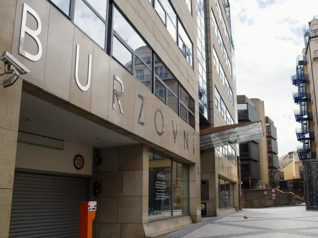 Pražská burza znovu překonala rekord. Táhla hlavně Komerční banka a Erste