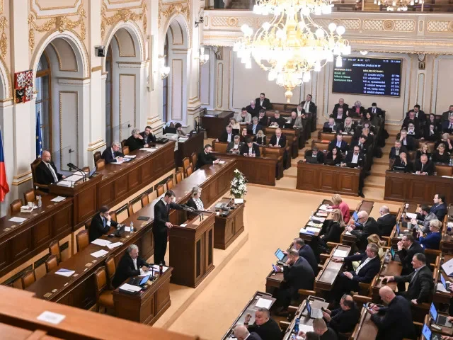 Vláda může být až v druhé polovině prosince, podobně jako Fialův kabinet