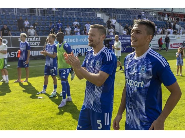 Raków je jako Slavia, Lech podobný Spartě, shodují se Huk s Kostadinovem
