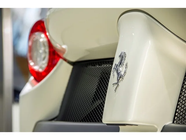 Strnad může koupit dovozce Ferrari a Maserati, rozhodl antimonopolní úřad