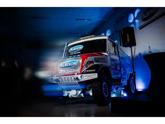 Buggyra vstupuje do nové truckové éry. Na Dakar vytasila neporazitelnou zbraň