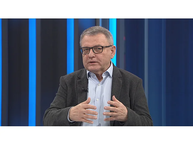 Drony mohli ovládat Ukrajinci, tvrdil Zaorálek. Hloupost, kritizoval Votápek