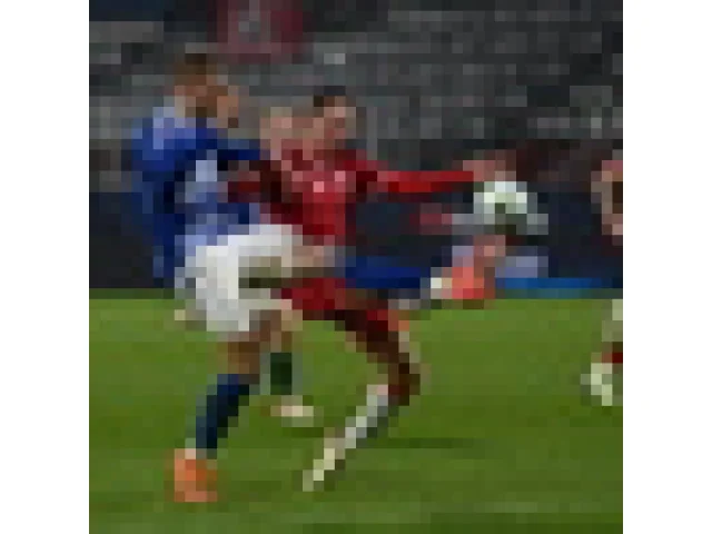 Fotbalisté Olomouce zdolali doma Pardubice, v utkání padly tři červené karty