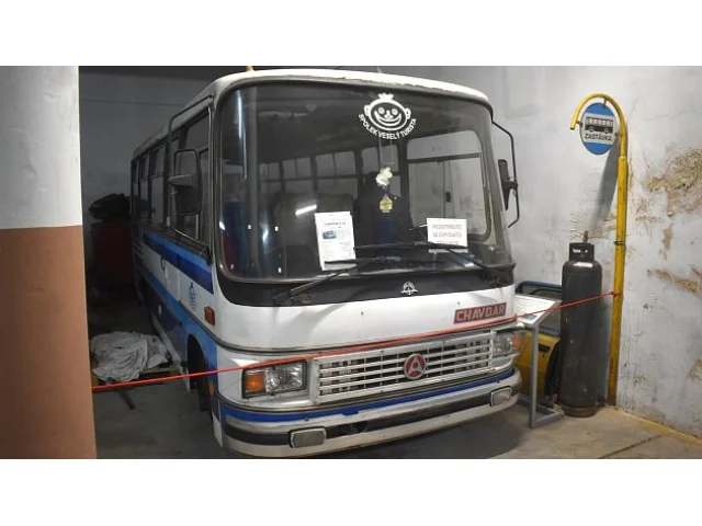 Čavdar byl pomalý, ale docela hezký. Složili ho z dílů Avie a Setry