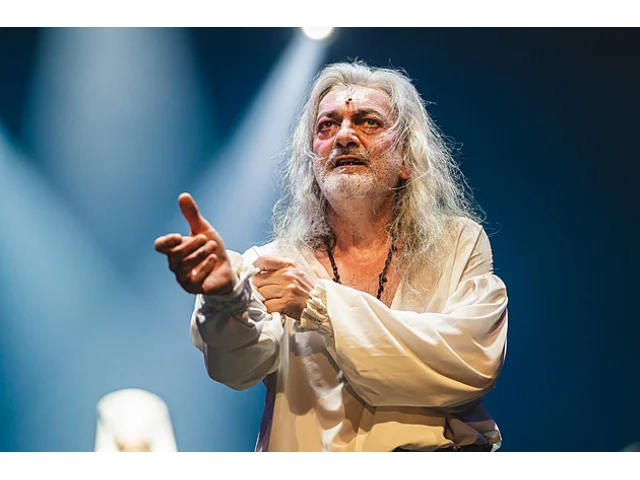 Daniel Hůlka o Draculovi: Borovcovy texty jsou úžasné, ale některé věci jsem v 27 letech nechápal