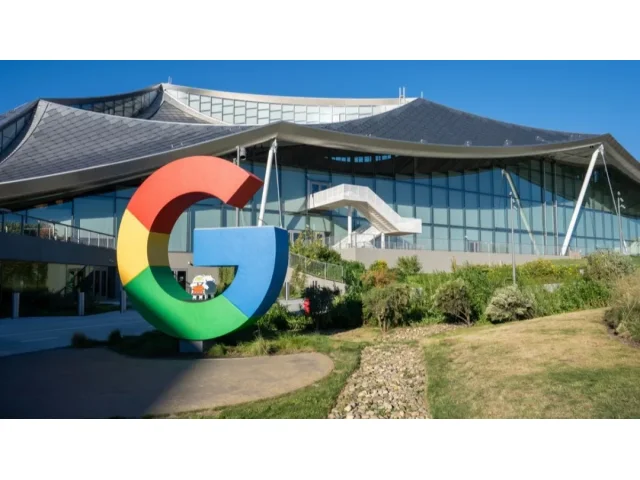 Matka Googlu jede. Tržní hodnota firmy Alphabet poprvé překročila hranici 3 bilionů dolarů