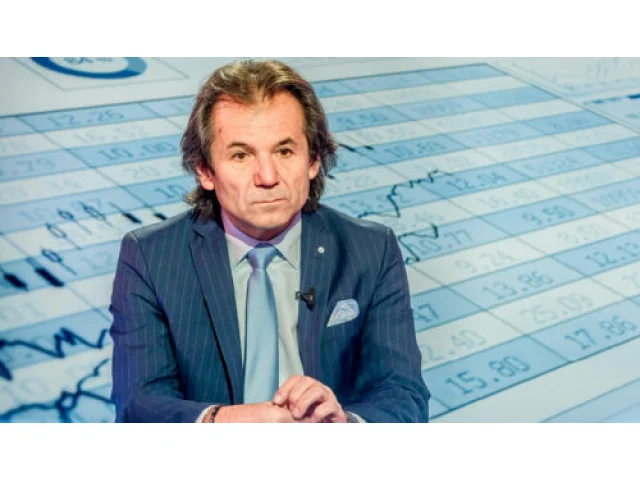 Šéf konference v Mnichově se před kamerami rozplakal. Šándor: Chlap nepláče a už vůbec ne na veřejnosti