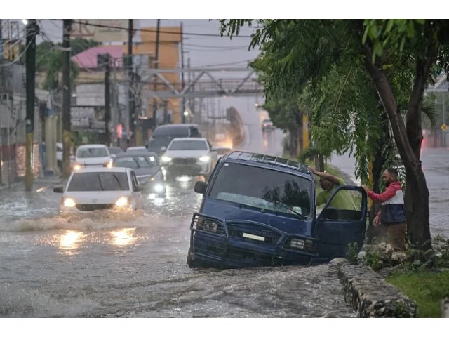 Hurikán Melissa v Karibiku zesílil na čtvrtou kategorii. Míří k Jamajce