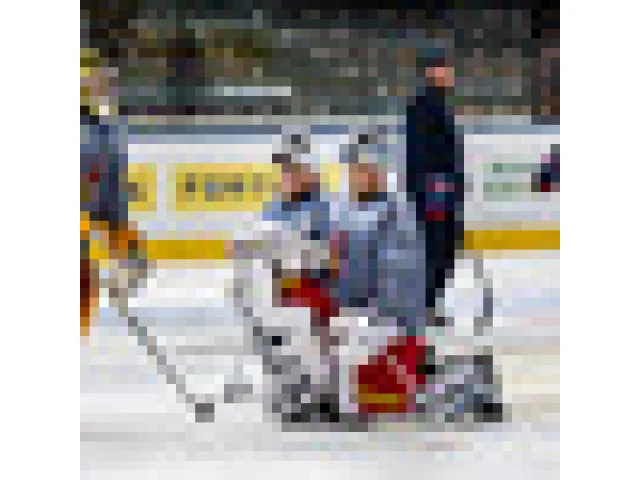 Duel hokejistů se Švédy na Finských hrách odchytá Kořenář