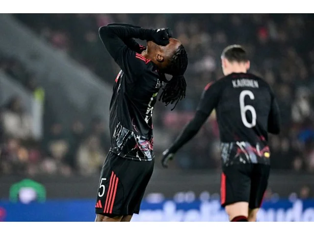 Frustrace a pěsti na Letné. Sparťané řeší ostudný výbuch a Rynešovu mstu