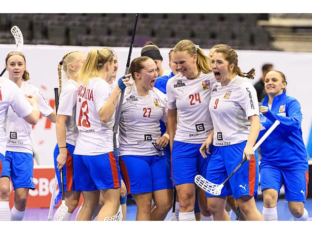 Florbalistky vstoupily do turnaje v Churu výhrou, proti Finsku skórovaly sedmkrát