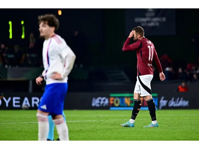 Remíza s Rakówem? Komplikace. Sparta ničí Česku koeficient, Poláci větří šanci