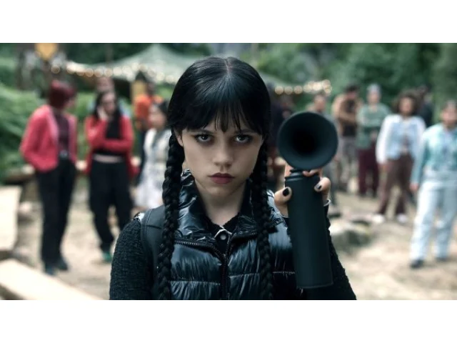 Netflix zvýšil tržby i zisk, k úspěchu pomohl i seriál Wednesday