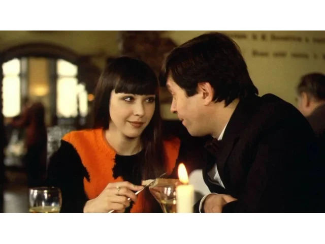 Kvíz: Vrchní, prchni! Pokud dáte 10/10, patříte do elitního filmového klubu