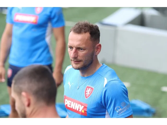 Coufal se proti Bayernu trefil z přímého kopu. Řádil Kane, vstřelil hattrick