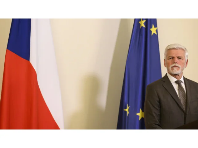 Příští vládu zřejmě sestaví koalice ANO, SPD a Motoristů, řekl prezident. Své ministry chce Macinka i Okamura