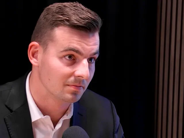 Šéf Svobodných: Politika SPD je nám nejblíž, odchod z EU by se Česku ekonomicky vyplatil