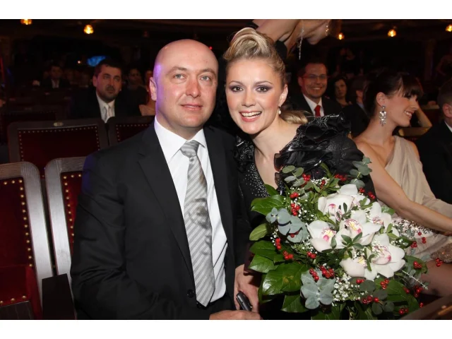 Miss ČR Žídková ve sněmovně: Celý život žije v obci, kde je starostkou. Manžela poznala kuriózně už v 15