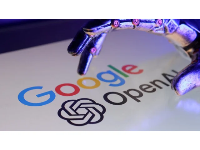 Tržní hodnota majitele Googlu poprvé překonala hranici tří bilionů dolarů. Od dubnového dna akcie posílily o desítky procent