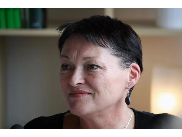 Valérie Zawadská: Rodila až v sedmatřiceti, na mateřskou poslala manžela a málem přišla o život