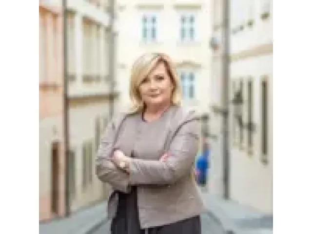 Schillerová avizuje návrat EET a osvobození spropitného od daní