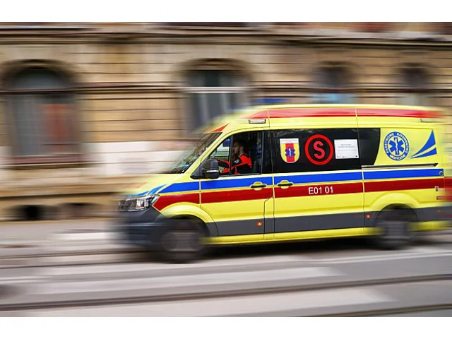 V Praze srazila tramvaj chodce, na místě zemřel