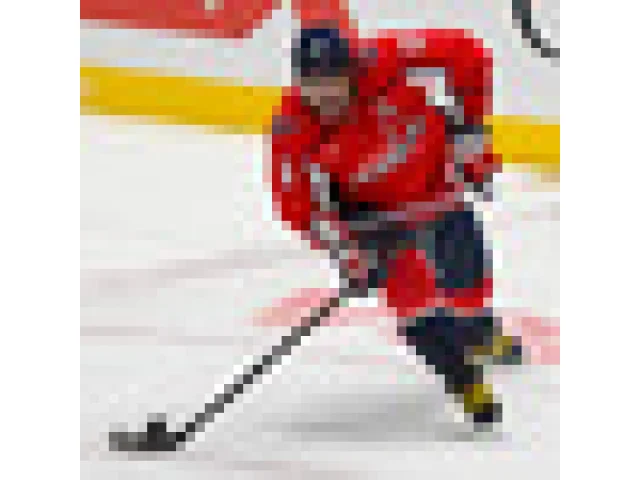 Ovečkin dal jako první hráč v historii NHL 900 branek, Vaněček dostal čtyři góly