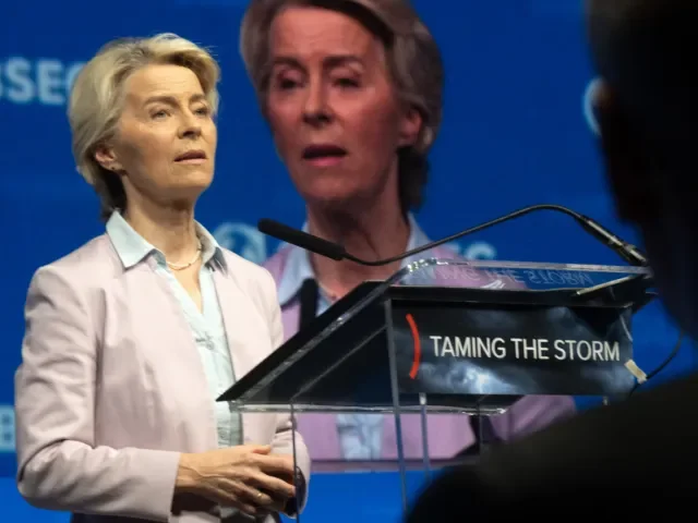 Evropská komise chce zavést cla na izraelské zboží a sankce na extremisty