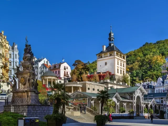 Vláda odmítla VŠ pro Karlovarský kraj. Lépe bude spojit ho s Plzeňským, zní z ODS