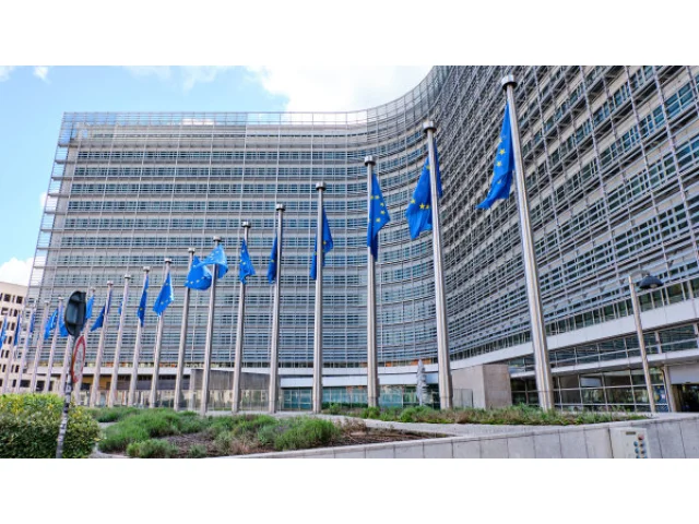 Povolenky ETS znovu a líp? Střední třída uvázne v pasti prudce rostoucích nákladů