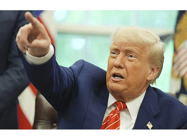 Americká cla by ekonomiku EU zpomalila, míní analytici. Ale Trump možná jen blafuje