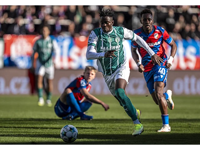 Jemelka přiznal, že mohl být vyloučený. A kouč Veselý se zlobil: Kde je konzistence?