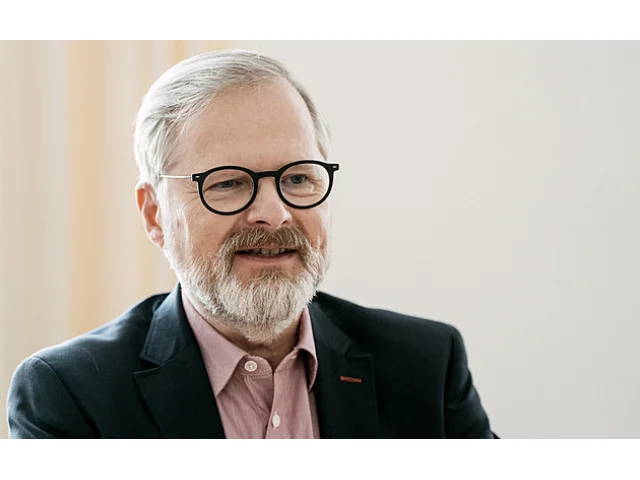 Chápu obavy lidí z války, říká Fiala. Varuje před vládou národní zrady