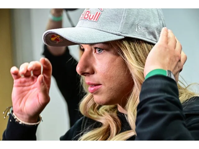 Pro sjezd Ledecká uronila slzičky. Myslela i na přesun vrtulníkem jako Belmondo