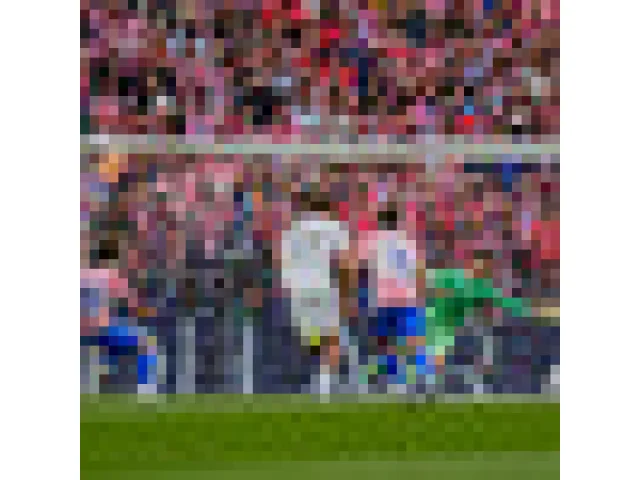 Fotbalisté Realu utrpěli porážku 2:5 na hřišti Atlética a ztratili první body