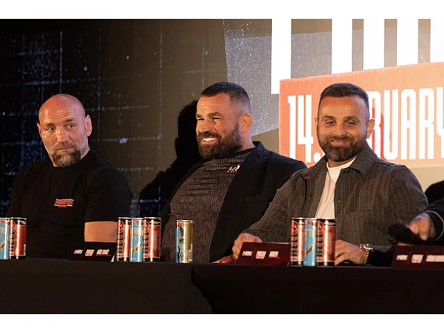 Vémola urazil Végha, pak za ním jel až do Trnavy. Oba se sejdou s Chuckem Norrisem