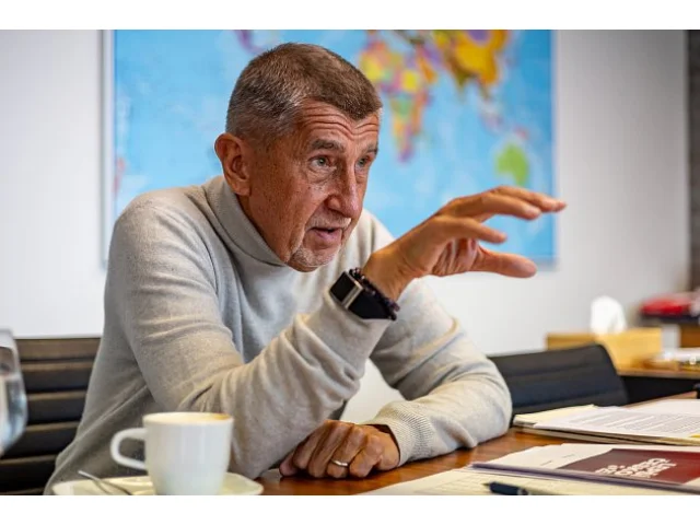 ANO, SPD a Motoristé se shodli na programu. V čele Sněmovny chtějí Okamuru