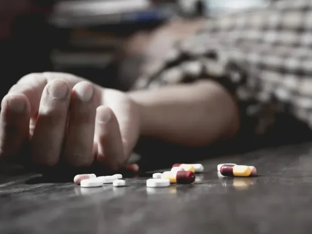 Češi si sahají na život častěji než je průměr EU. Část činů přitom ve statistikách chybí